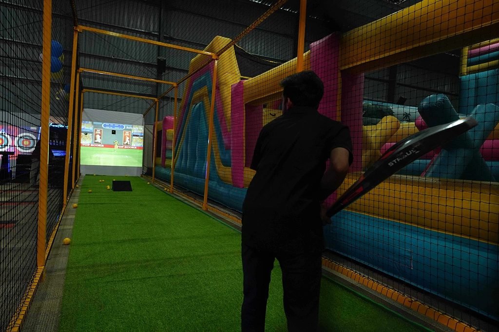 Gaming zone floor plan with machines positioned across a commercial arcade