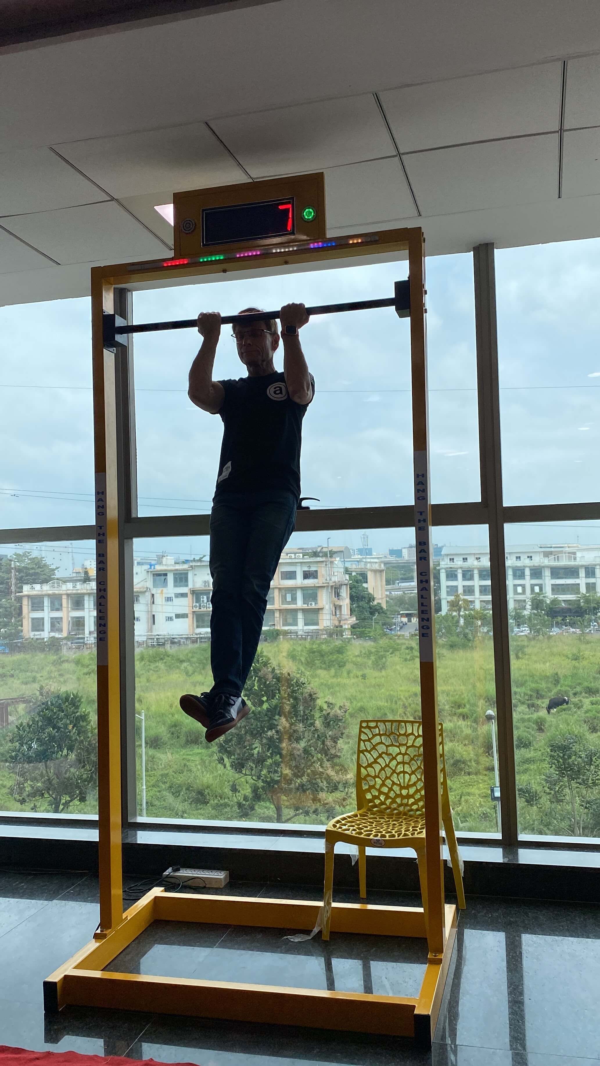 hang bar internal structure, reinforced steel frame, rotating mechanism, anti-slip bar system, technical engineering view, professional lighting